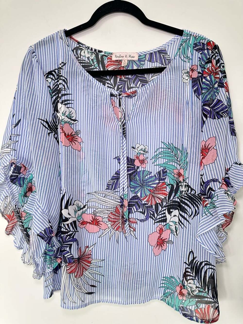 Harlow & Rose Blue and White Striped Floral Print Flutter Sleeve Tunic Top